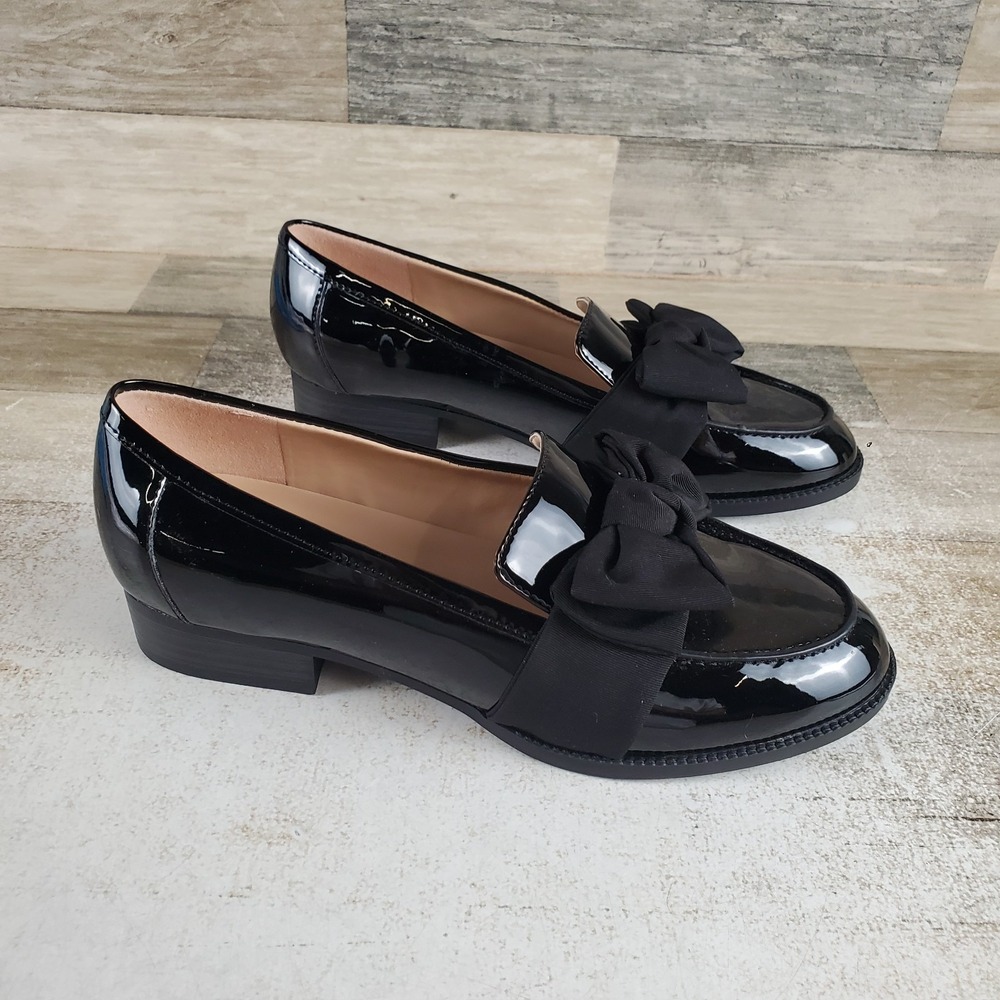Bandolino Lindio Womens Loafer Shoes Sz 7 Wide Slip On Flowy Bow Almond Toe